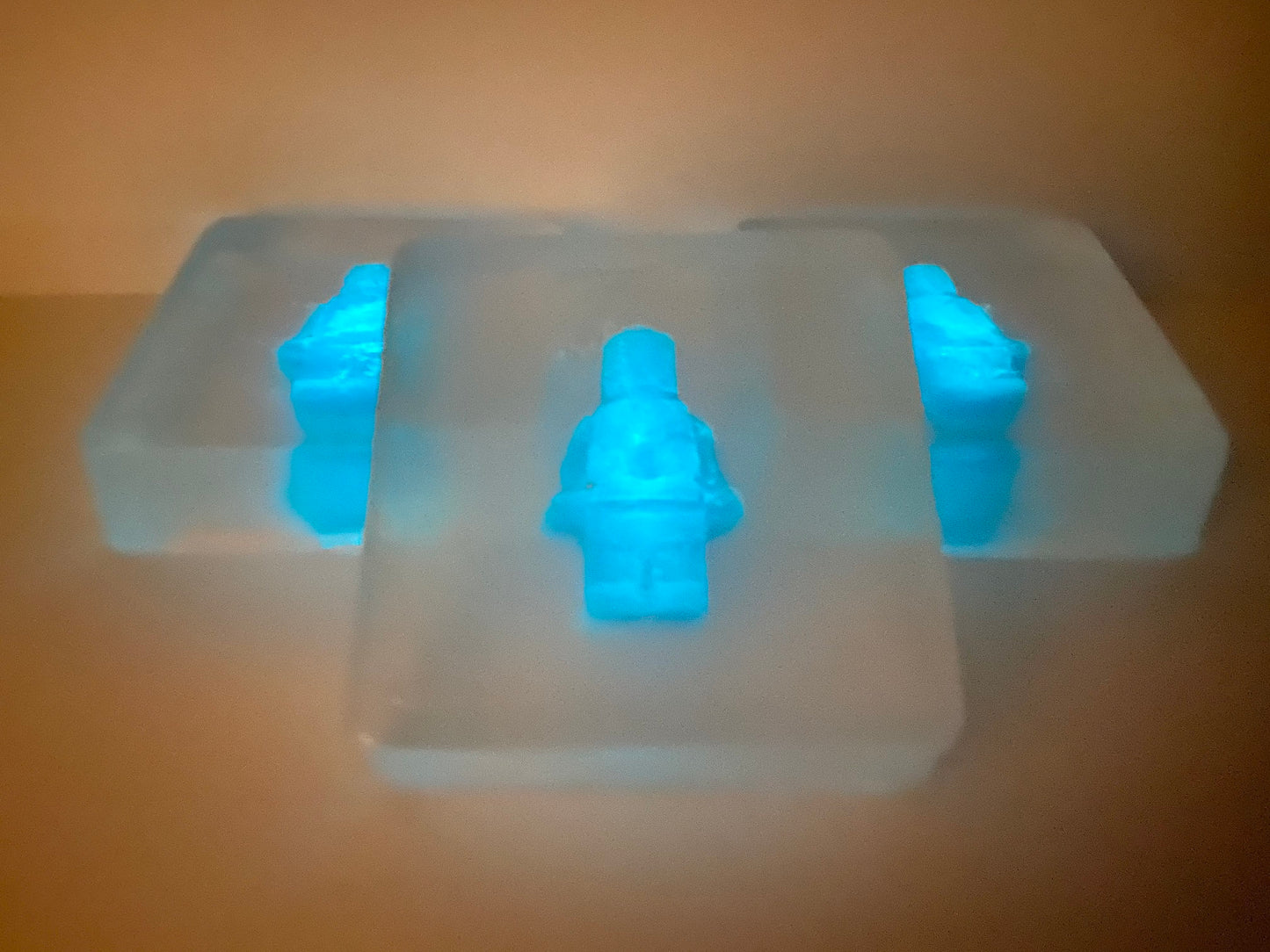 Eucalyptus Tea Tree Blue Glow Robot Soap